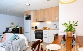 La flama del Ter, un loft preciós amb pati privat i estufa de flames